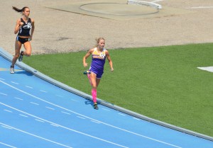 2012 IHSA State 800m Finals Lap 2
