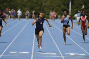 Evanston will look to regain relay power/Suntimes photo