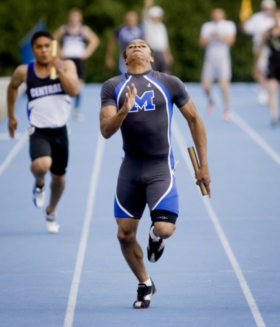 Boey still undefeated/Herald Tribune photo