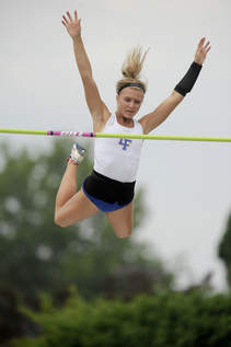 Carly Schmidt/Rob Hart photo