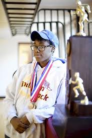 Little with trophy/Chi Tribune photo